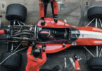 Pit crew working on a F1 racecar